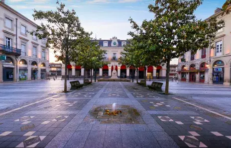 Place à Castres